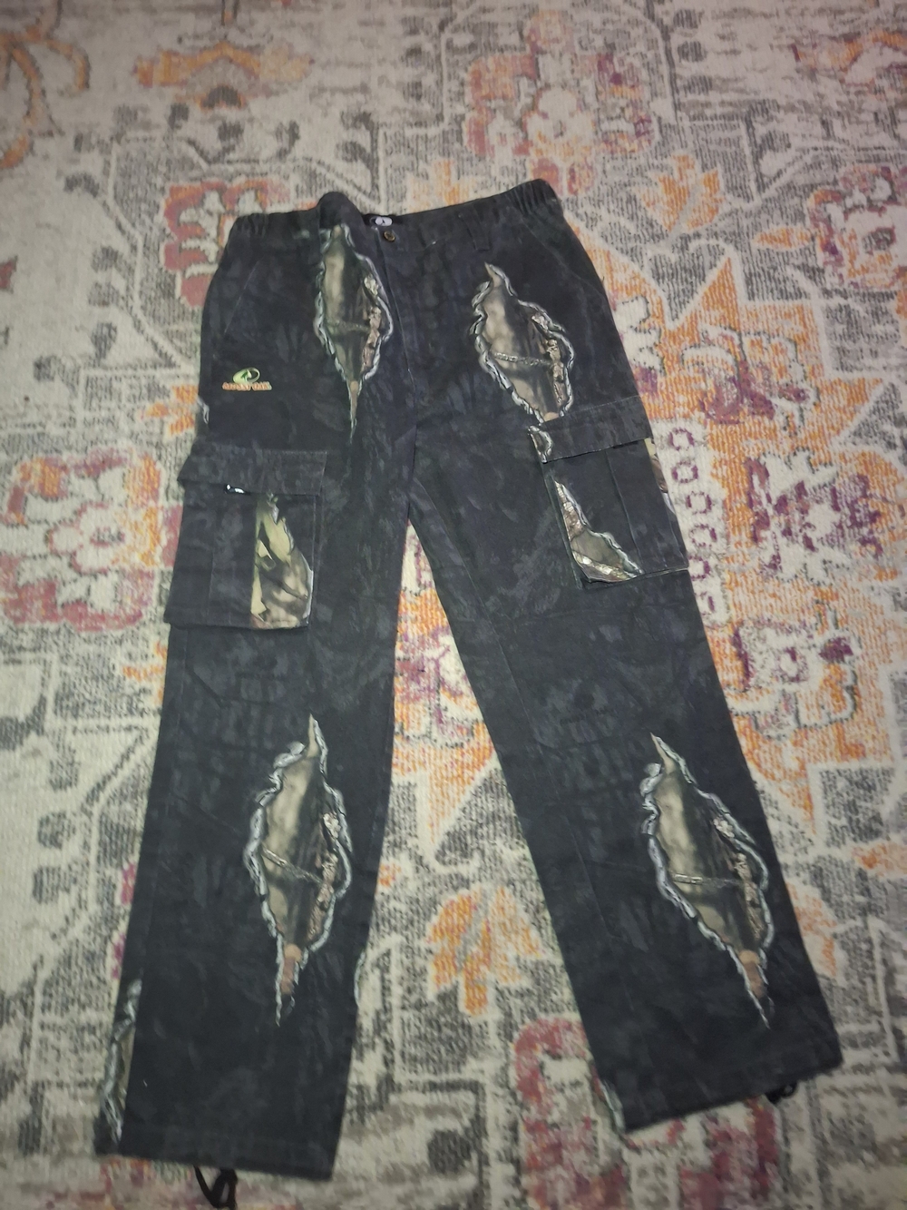Men's Black Graphic Cargo Pants - Mossy Oak With Camo